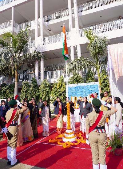 Best School In Varuna