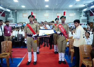 Best School In Varuna