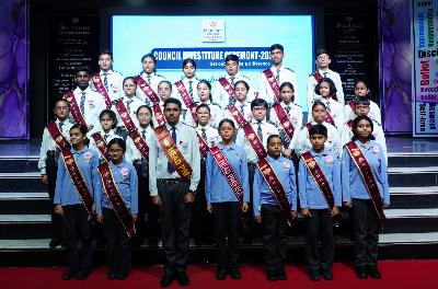 Best School In Varuna