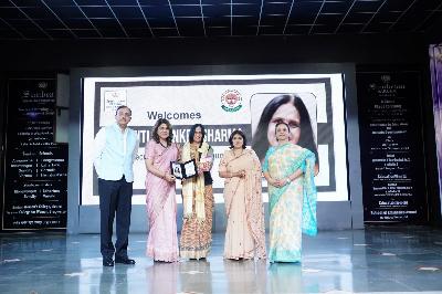 Best School In Varuna