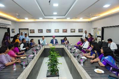 Best School In Varuna