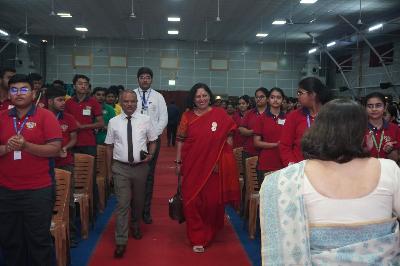 Best School In Varuna