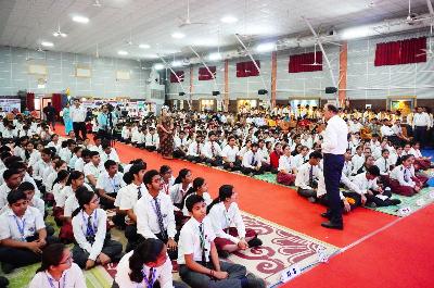 Best School In Varuna