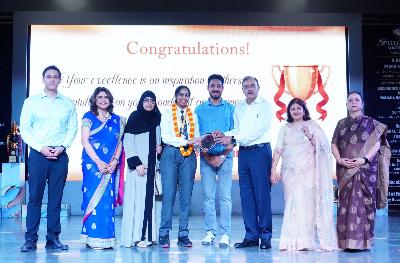 Best School In Varuna