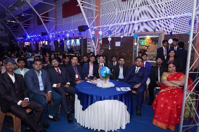 Best School In Varuna