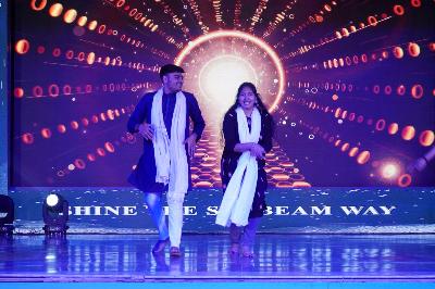 Best School In Varuna