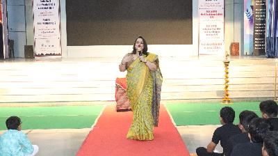 Best School In International Varuna