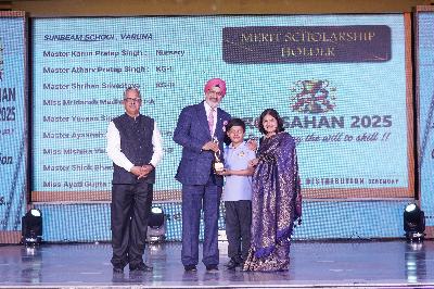 Best School In International Varuna