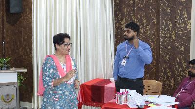 Best School In International Varuna