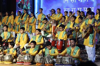 Best School In Lahartara