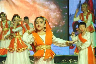 Best School In Lahartara