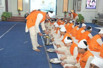 Best School In Lahartara