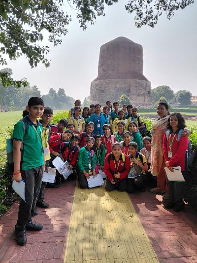 Best School In Varuna