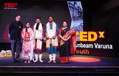 Best School In Varuna