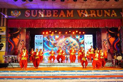 Best School In International Varuna