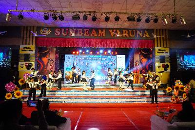 Best School In International Varuna