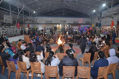 Best School In Varuna