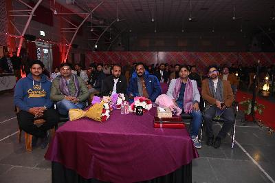 Best School In Varuna