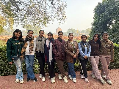 Best School In Varuna