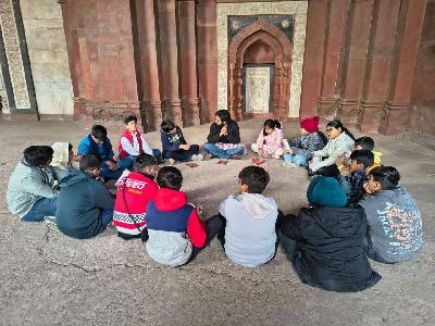 Best School In Varuna