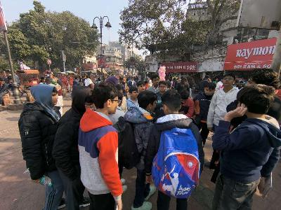 Best School In Varuna