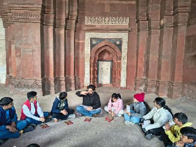 Best School In Varuna