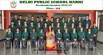 Class Photograph 2022-23