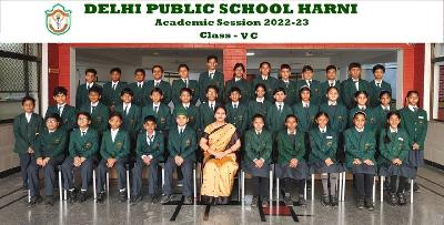 Class Photograph 2022-23