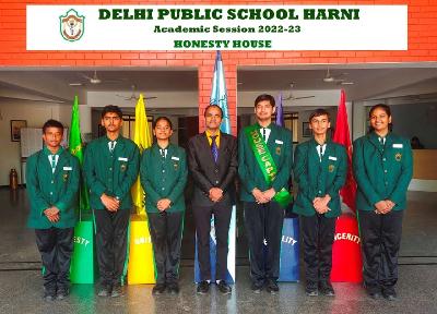 Class Photograph 2022-23