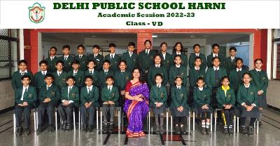 Class Photograph 2022-23
