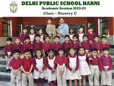 Class Photograph 2022-23