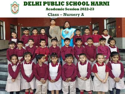 Class Photograph 2022-23