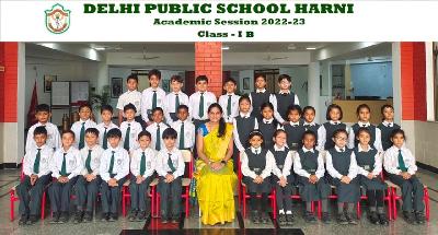 Class Photograph 2022-23