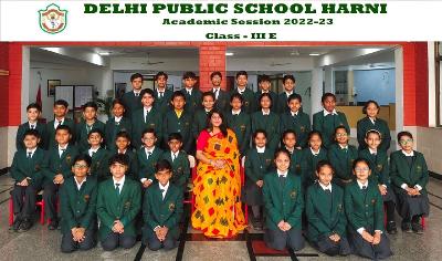Class Photograph 2022-23