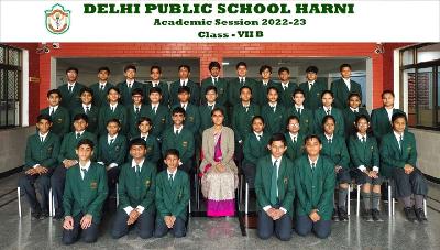 Class Photograph 2022-23