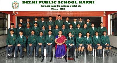 Class Photograph 2022-23