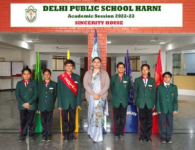 Class Photograph 2022-23