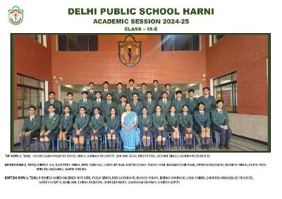 Class Photograph Year 2024-25