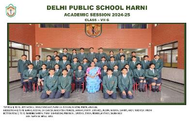 Class Photograph Year 2024-25