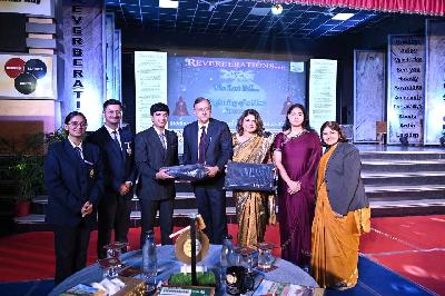 Best School In Varuna