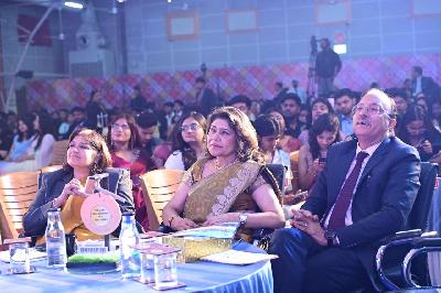 Best School In Varuna