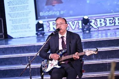 Best School In Varuna