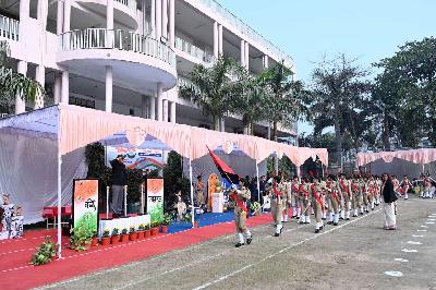 Best School In Varuna