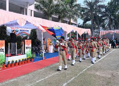 Best School In Varuna