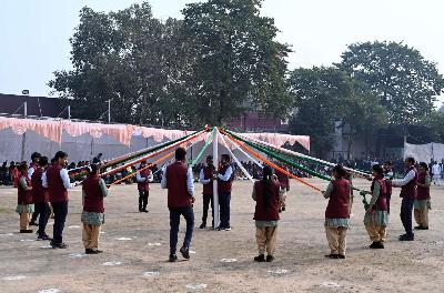 Best School In Varuna