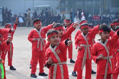 Best School In Varuna