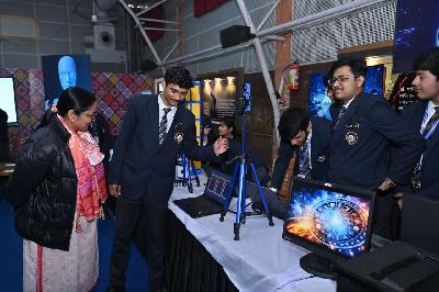 Best School In Varuna