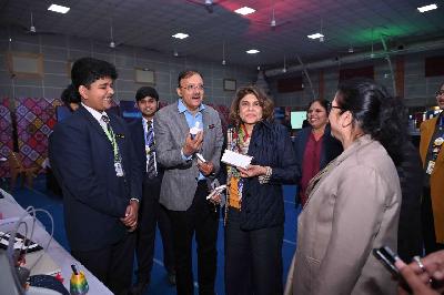 Best School In Varuna