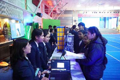 Best School In Varuna