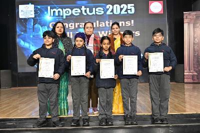 Best School In Varuna